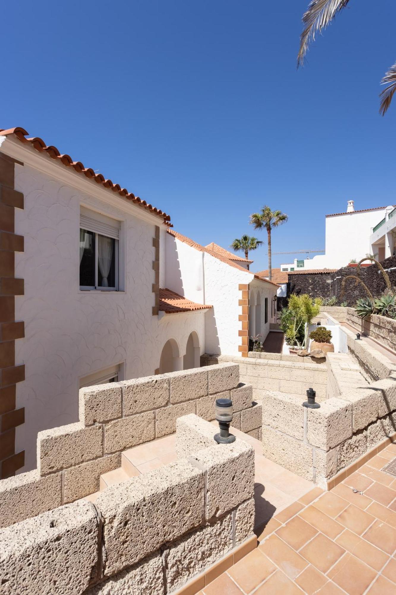 Casa Naranja - Heated Pool - Bbq - Terrace - Free Wifi - Child & Pet-Friendly - 3 Bedrooms - 6 People Poris de Abona Eksteriør bilde